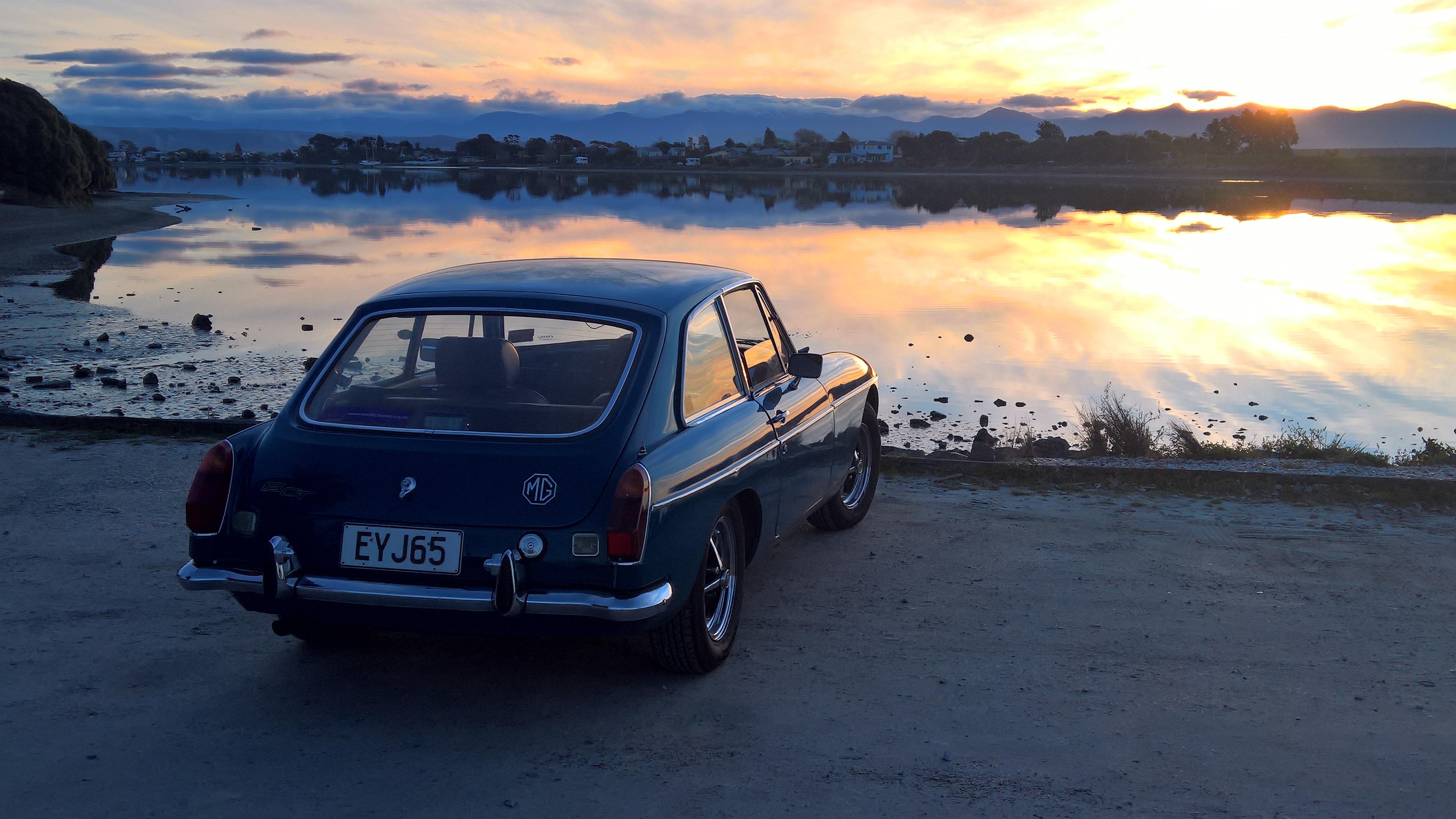 1972 MG BGT Coupe (Nelson)