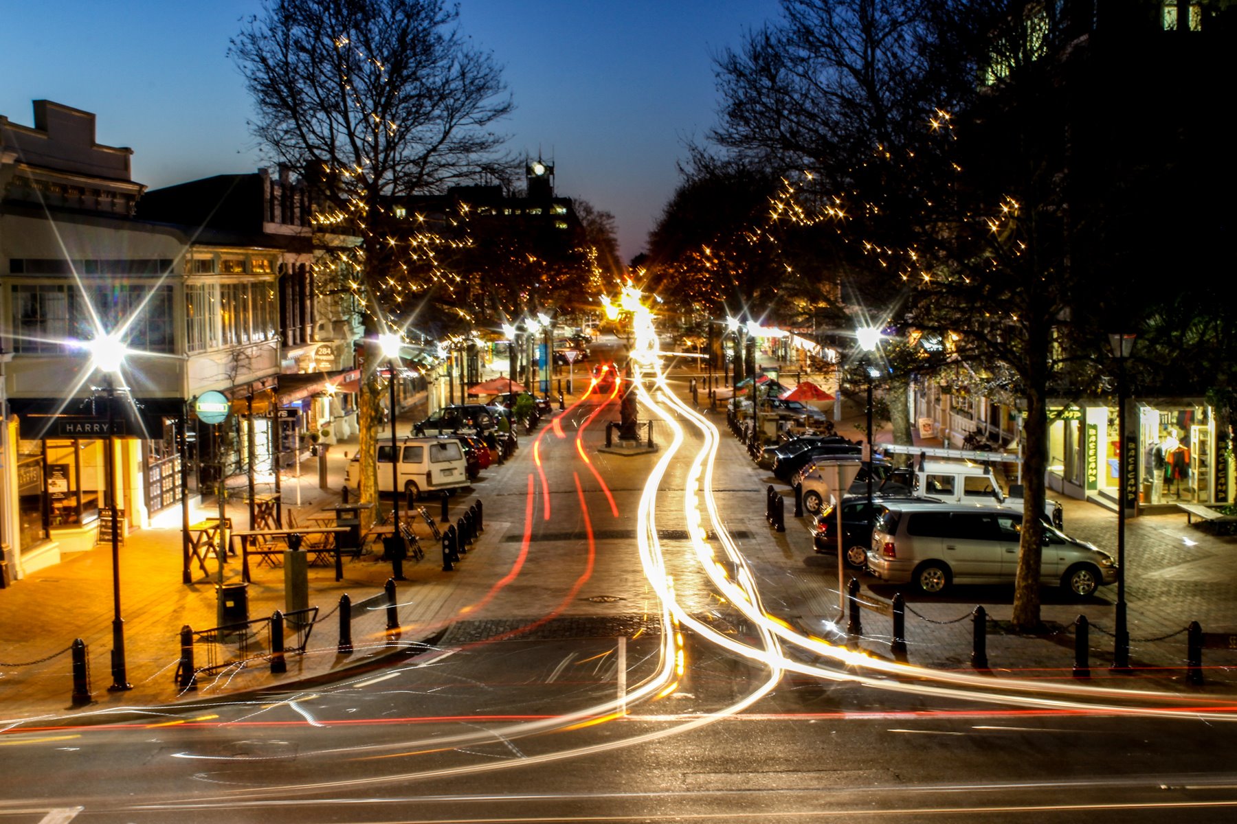 Trafalgar St Nelson, late night